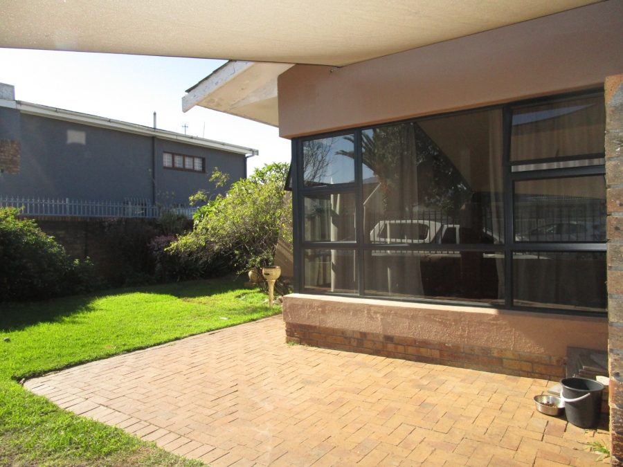 3 Bedroom Property for Sale in Pinati Western Cape